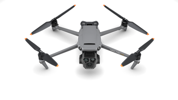 DJI Mavic 3 Pro Cine Combo